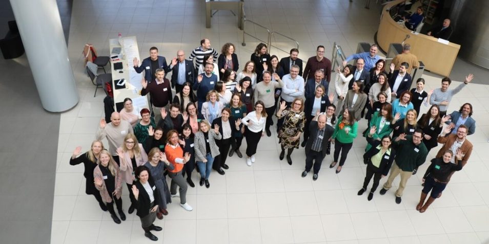 hir_B4B_konf_kep_honlap